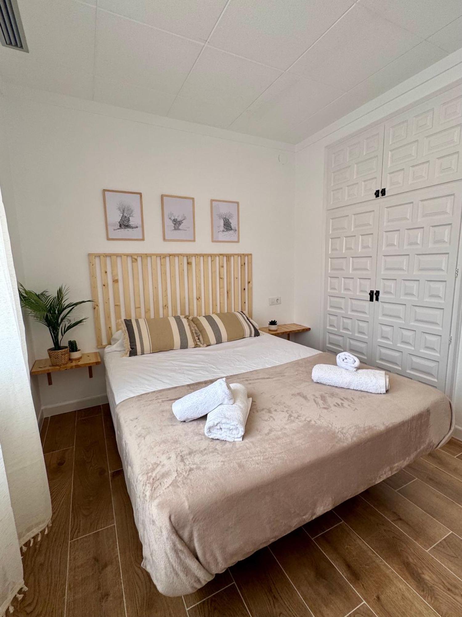 Gorgot P1 I Apartamento Con Terraza Y Piscina Comunitaria Cerca De La Playa エンプリアブラバ エクステリア 写真