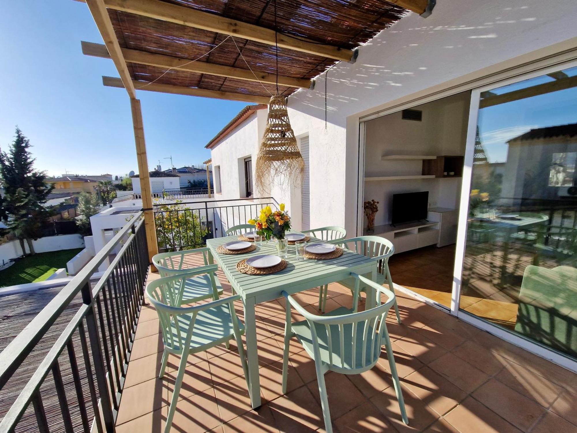 Gorgot P1 I Apartamento Con Terraza Y Piscina Comunitaria Cerca De La Playa エンプリアブラバ エクステリア 写真
