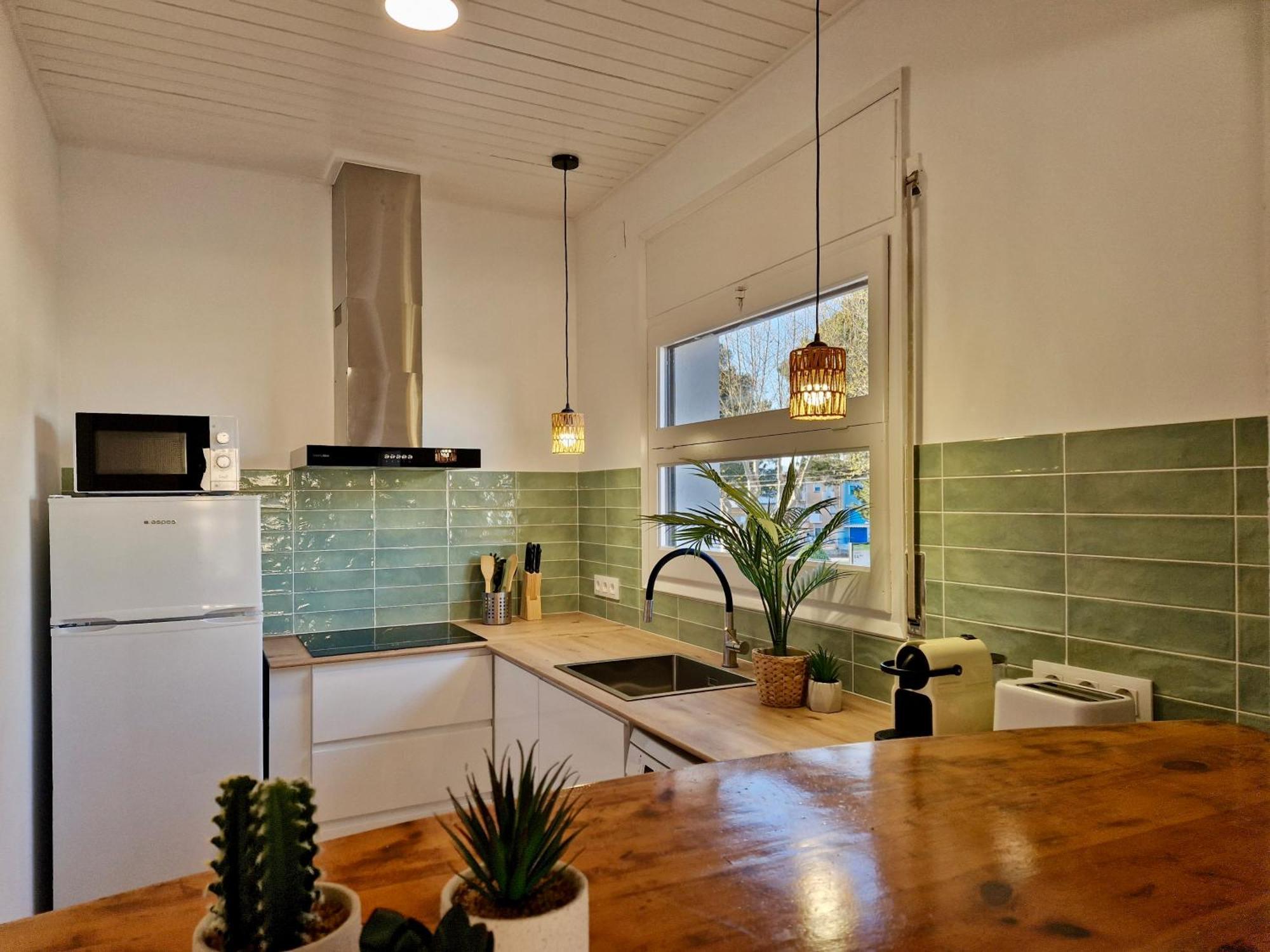 Gorgot P1 I Apartamento Con Terraza Y Piscina Comunitaria Cerca De La Playa エンプリアブラバ エクステリア 写真