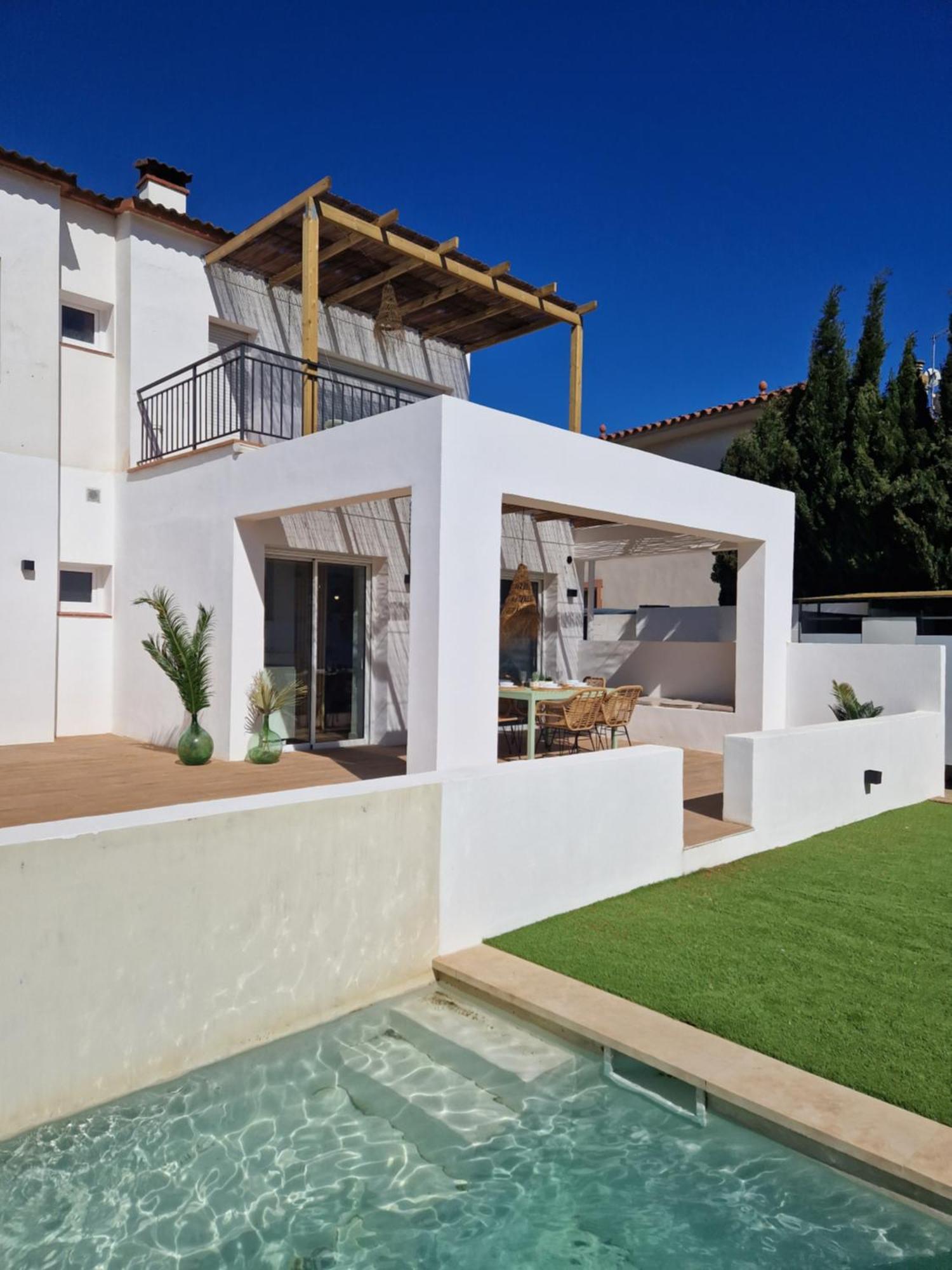 Gorgot P1 I Apartamento Con Terraza Y Piscina Comunitaria Cerca De La Playa エンプリアブラバ エクステリア 写真